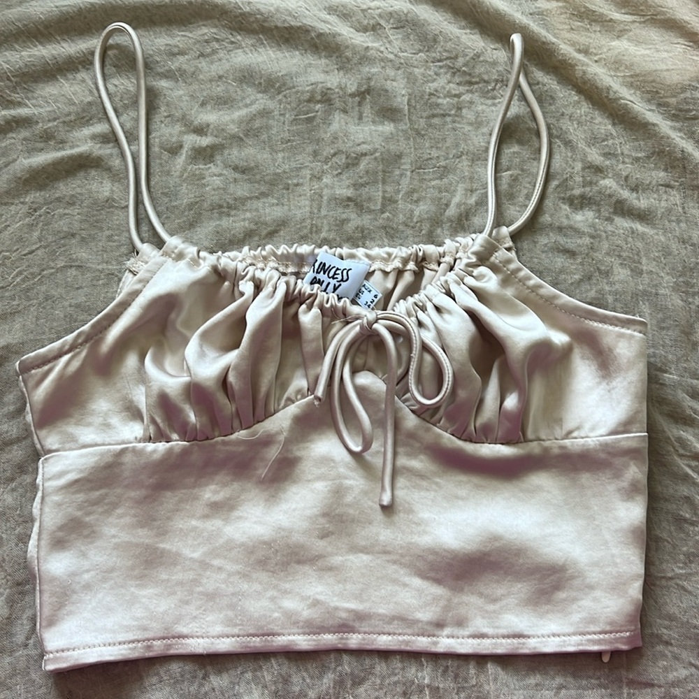 Silk princess poly top!